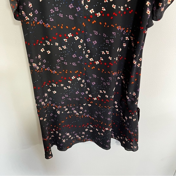 CAbi Style 3828 Muse Floral Dress - Picture 10 of 13